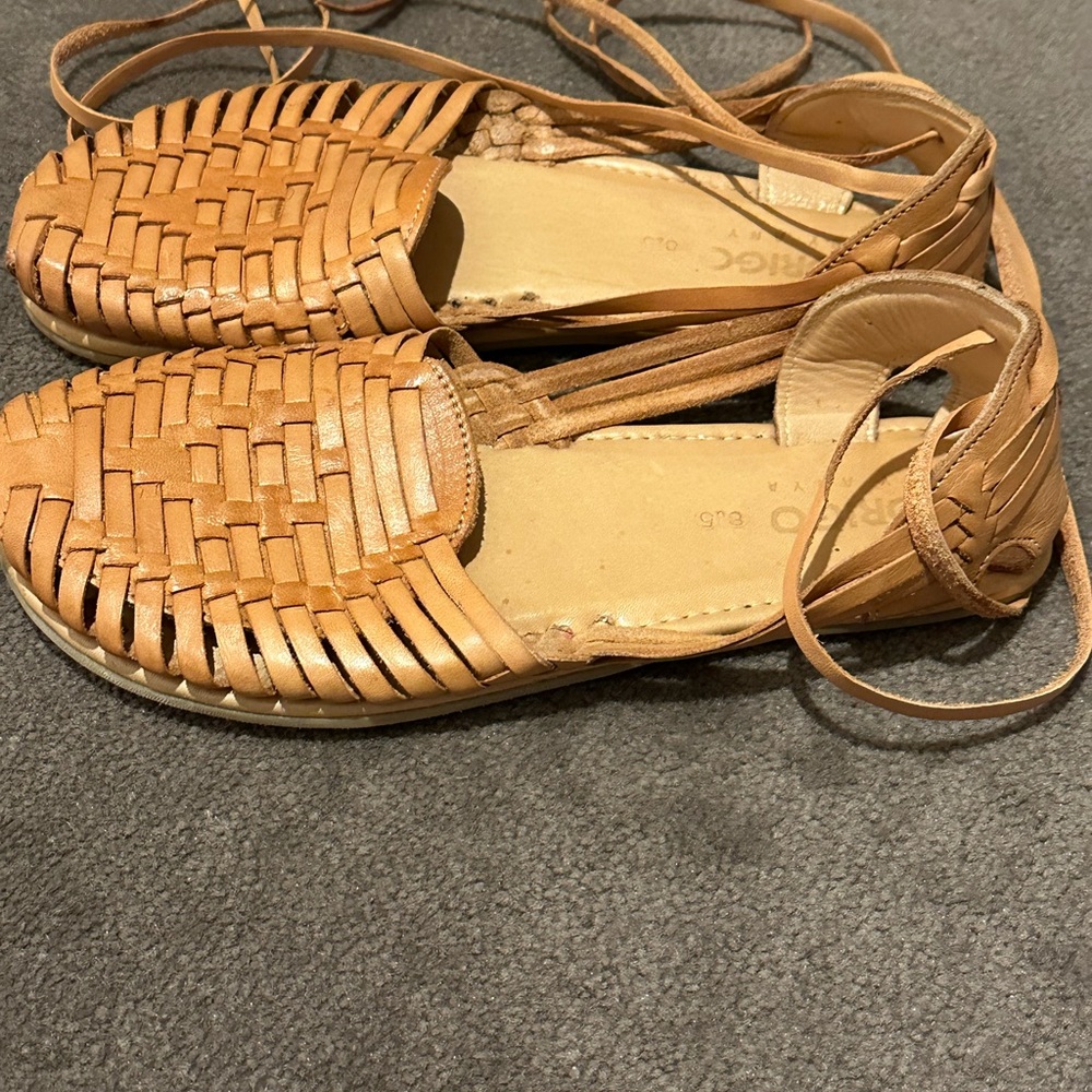 Origo by Anya huarache women’s 8.5